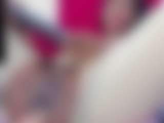 Live cam show with CelesteMilder - Spy MILF on galaxygirlnitro.com