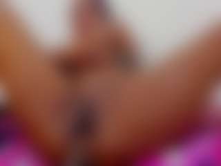 Live cam show with CelesteMilder - Black MILF on SxyPornLive
