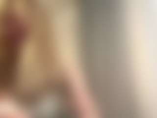 CelsaRaska's Live Sex Cam Show