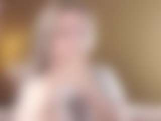 Live cam show with Dori - Lovense on Camming Site