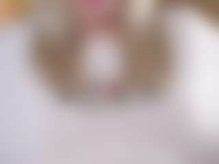 Live cam show with Dori - Normal on Camsoda