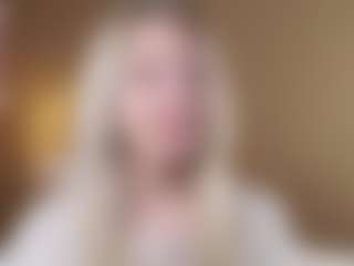 Live cam show with Dori - Tease on sexylive.show