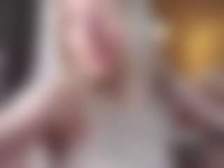 Live cam show with Dori - Flirt on crypto-cams