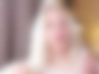 Live cam show with Dori - Athletic White on Mixed Magazine Live | germany
