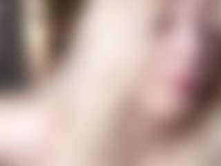 Live cam show with Dori - Nipple Piercings on iamadamtest123.com