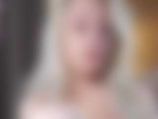 Live cam show with Dori - Normal on Pornisteam.com