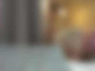 Live-camshow met Dori - Gray Eyes op Camsoda