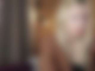Live cam show with Dori - Nipple Piercings on Camsoda