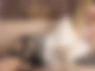 Live cam show with Dori - Gray Eyes on Milfs Live