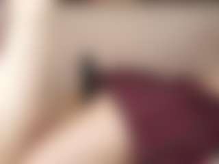 Live cam show with Dori - Gray Eyes on Camsoda
