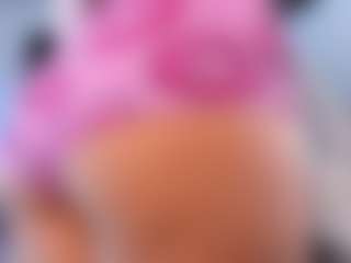 Live cam show with EmilyFiorii - Squirt on luckytryst.com