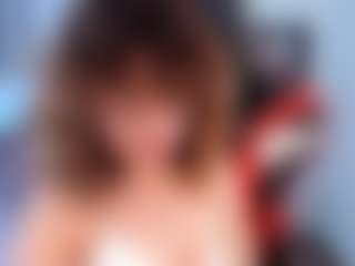 EmilyFiorii's Live Sex Cam Show