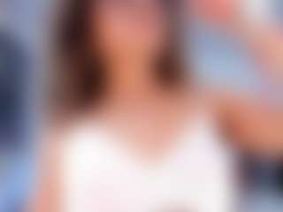 Live cam show with EmilyFiorii - Full Nudity on AdultVida.com
