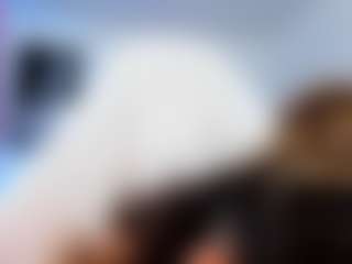 EmilyFiorii's Live Sex Cam Show