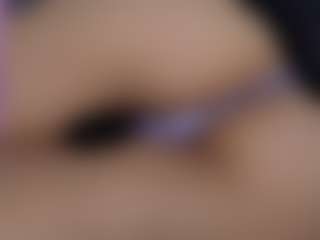 Live cam show with EmilyFiorii - Latina Petite on Camsoda | colombia