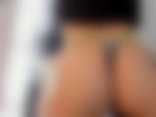 Live cam show with EmilyFiorii - New Blowjob on x69.live