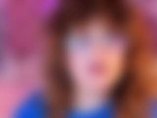 Live cam show with EmilyFiorii - Fingering on CamClone