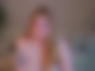 Live cam show with Katy-Murray - Oil on Chatstar