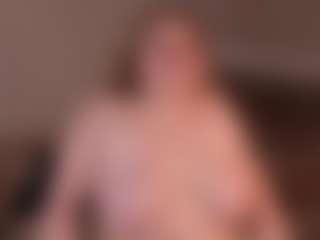Live cam show with Katy-Murray - Oil on AdultVida.com