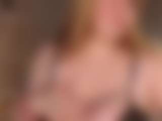 Live cam show with Katy-Murray - Camel Toe on liverealitysex.com