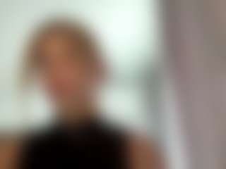 Live cam show with LieselotteSchwend - Big Ass Teen (18+) on CamwithHer