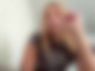 LieselotteSchwend's Live Sex Cam Show