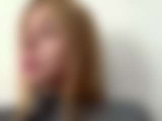 Live cam show with LieselotteSchwend - Small Tits on Gym Cam Girls