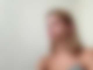 Live cam show with LieselotteSchwend - College on Camsoda