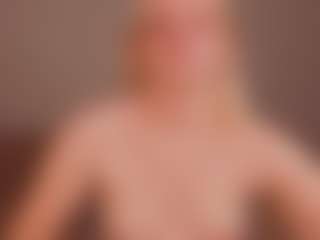 Lillly-Jhonasss's Live Sex Cam Show