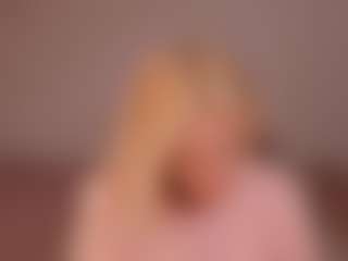 Lillly-Jhonasss's Live Sex Cam Show