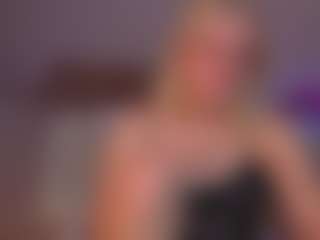 Live cam show with Lillly-Jhonasss - Smoke on Camsoda