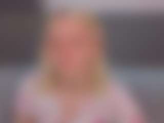 Live cam show with Lillly-Jhonasss - Green Eyes on Strip Flash - Live Sex Shows
