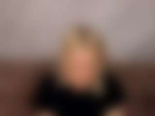 Live cam show with Lillly-Jhonasss - Upskirt on madthumbs
