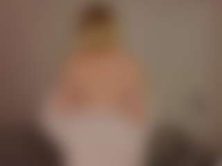 Live cam show with Lillly-Jhonasss - Smoke on Nude Live Now