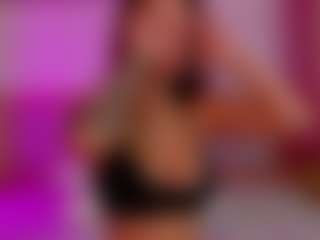 lilmeeow's Live Sex Cam Show