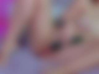 lilmeeow's Live Sex Cam Show