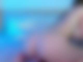 Live cam show with lilmeeow - Dildo Or Vibrator on Streamer API