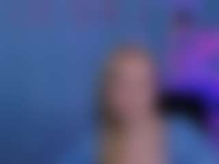 Live cam show with linda-lynx - No Smoking on Camsoda