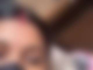 Live cam show with Misthi02 - Fingering on slutload