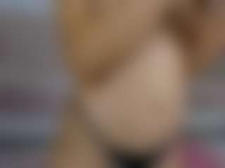 Mooniriss's Live Sex Cam Show