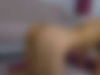 Mooniriss's Live Sex Cam Show