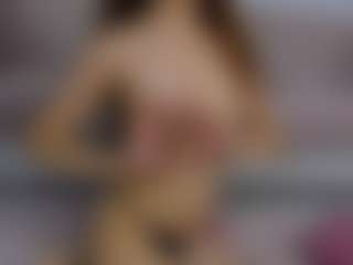 Mooniriss's Live Sex Cam Show