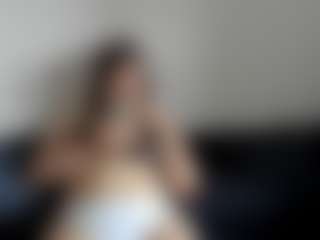Live cam show with RosarioOdam - Blonde Hair on Soda Cam