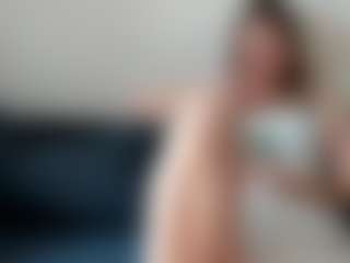 Live cam show with RosarioOdam - Threesome on Camsoda