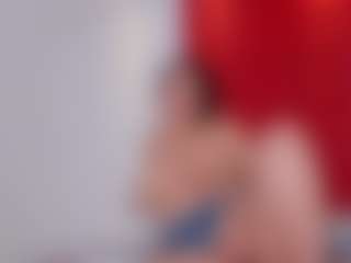 Live cam show with samantadiez - BBW on CamClone