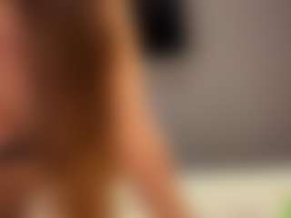 Live cam show with SheraBerret - Athletic Bedroom on Camsoda