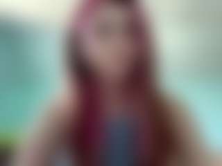 Live cam show with Milana - Small Tits Teen (18+) on Milf Play