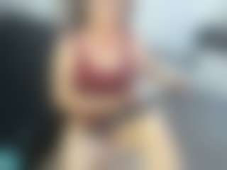 Live cam show with AgataStark - New Brown Eyes on livesuperchat.net
