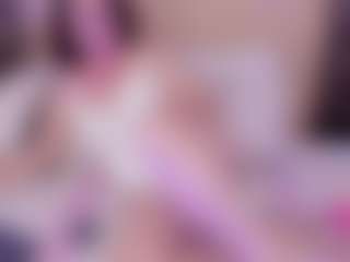 Live cam show with AgataStark - Skinny MILF on Hubzter Live