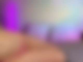 Live cam show with cchloes - Blue Eyes on Strip Flash - Live Sex Shows